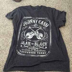 Graphic Tee - size L